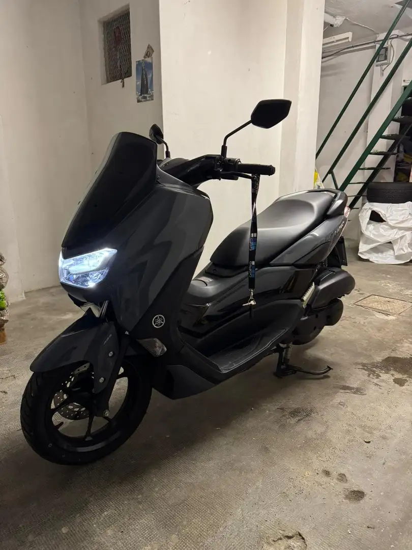 Yamaha NMAX 155 Grigio - 1