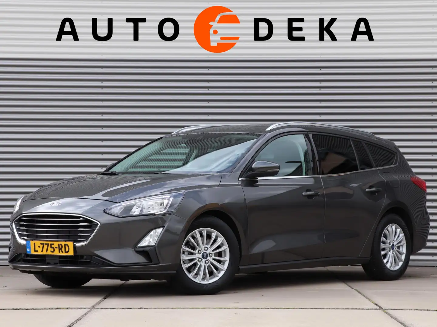 Ford Focus Wagon 1.0 EcoBoost Titanium Business *Winter Pack* Gris - 1