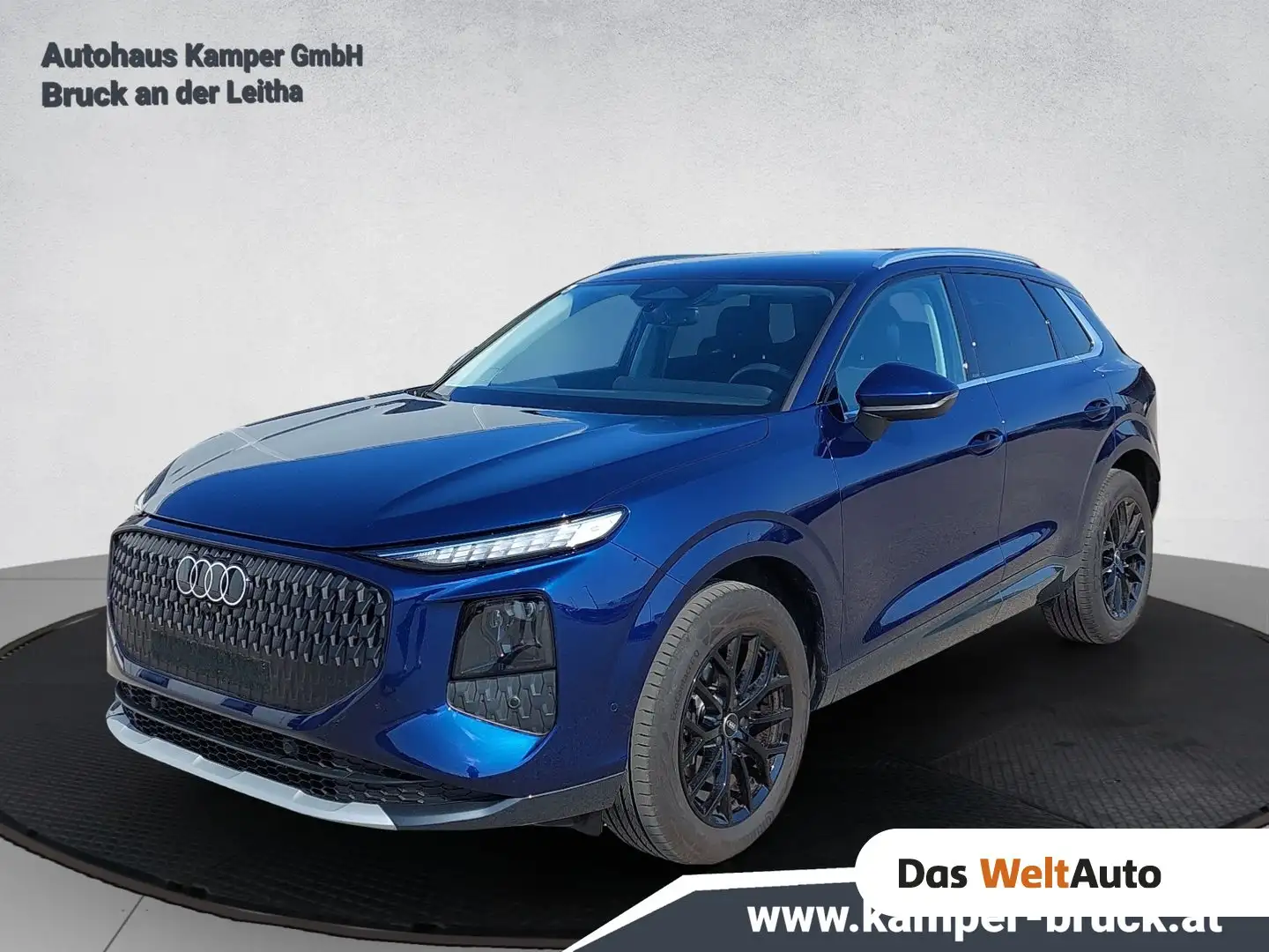 Audi Q3 TFSI 110 kW  intense Blau - 1