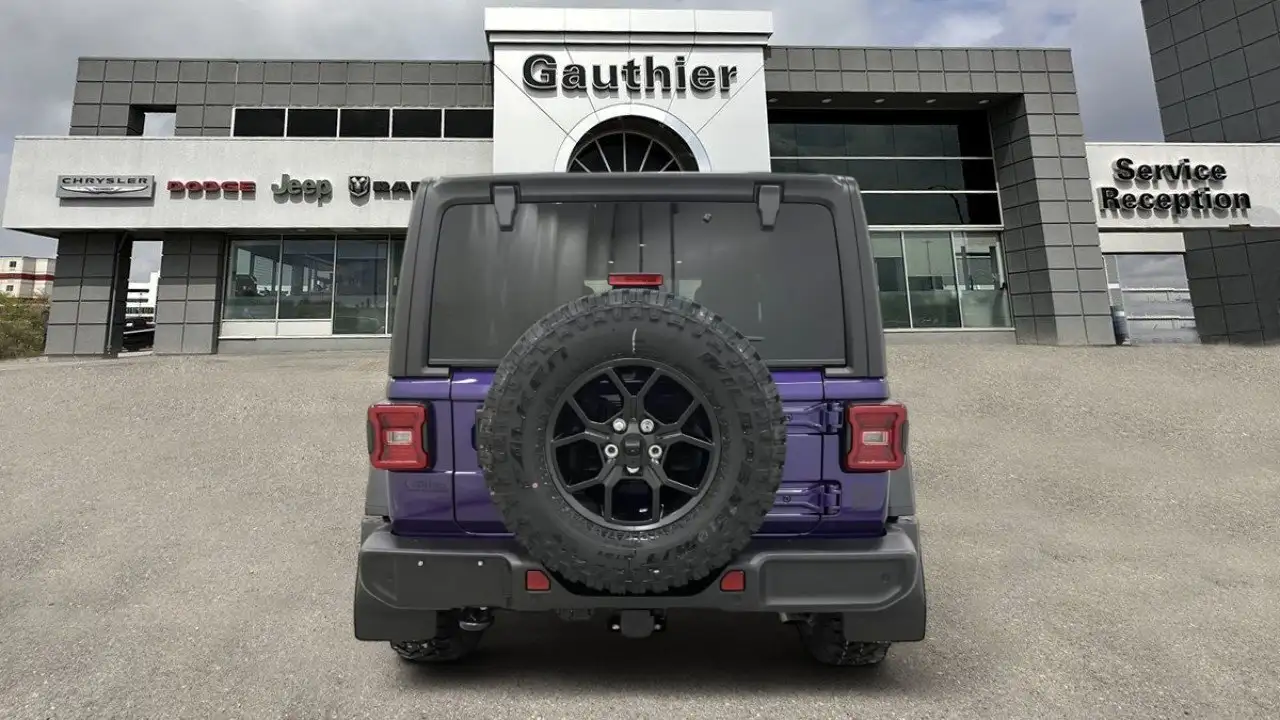 Jeep Wrangler снимка Jeep Wrangler