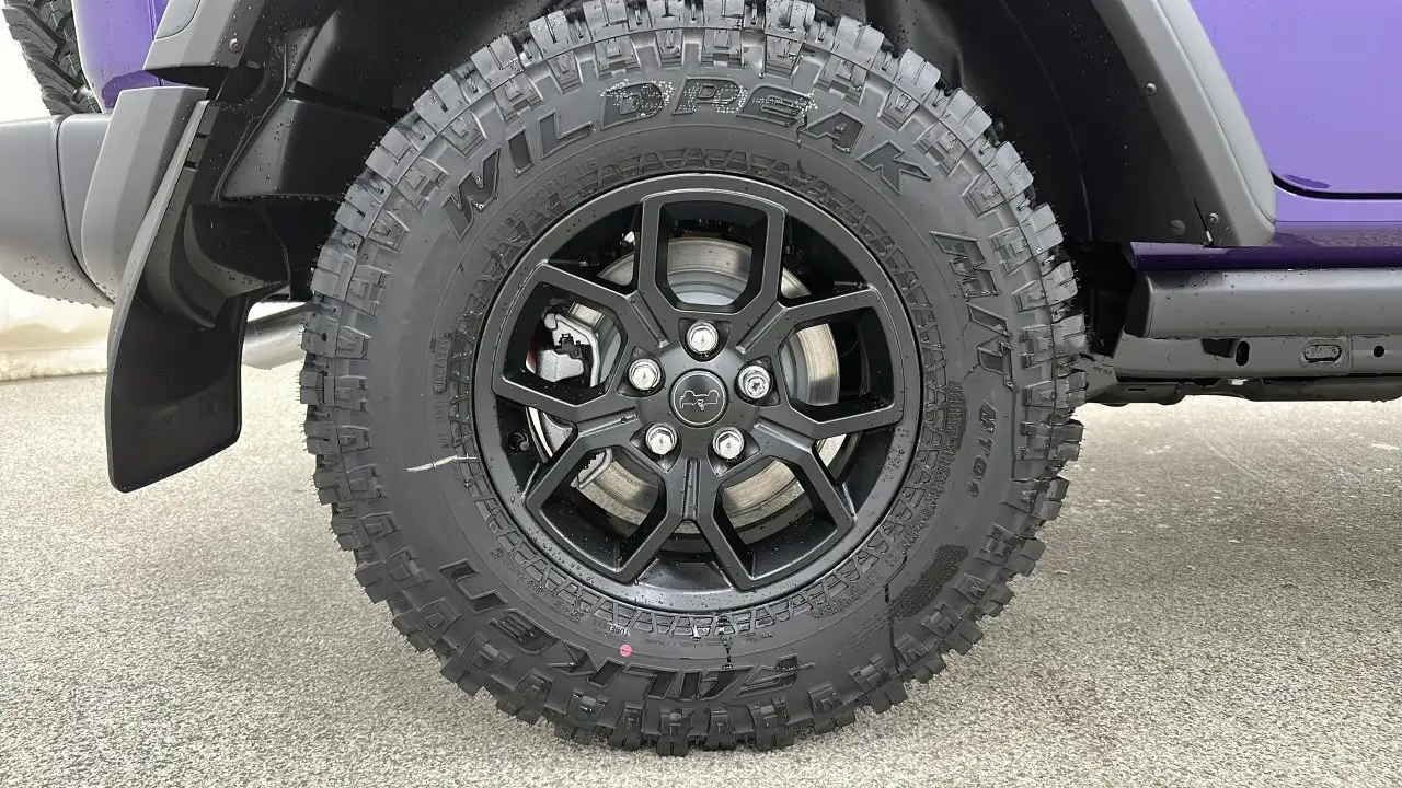 Jeep Wrangler снимка Jeep Wrangler