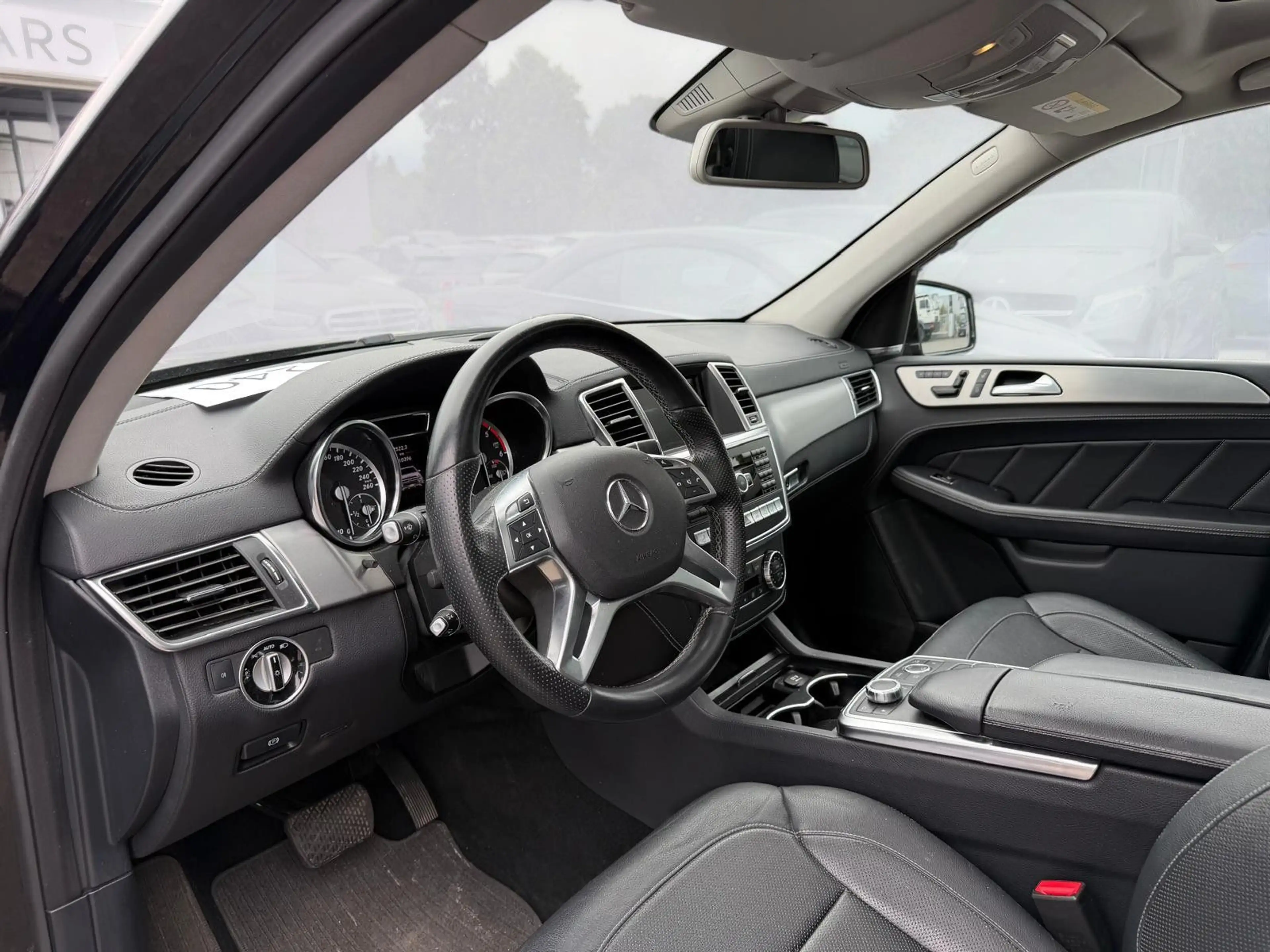 Mercedes-Benz GL 350 BT 4Matic*MAXIVOLL*2.HD*SCHECKHEFT — photo 7