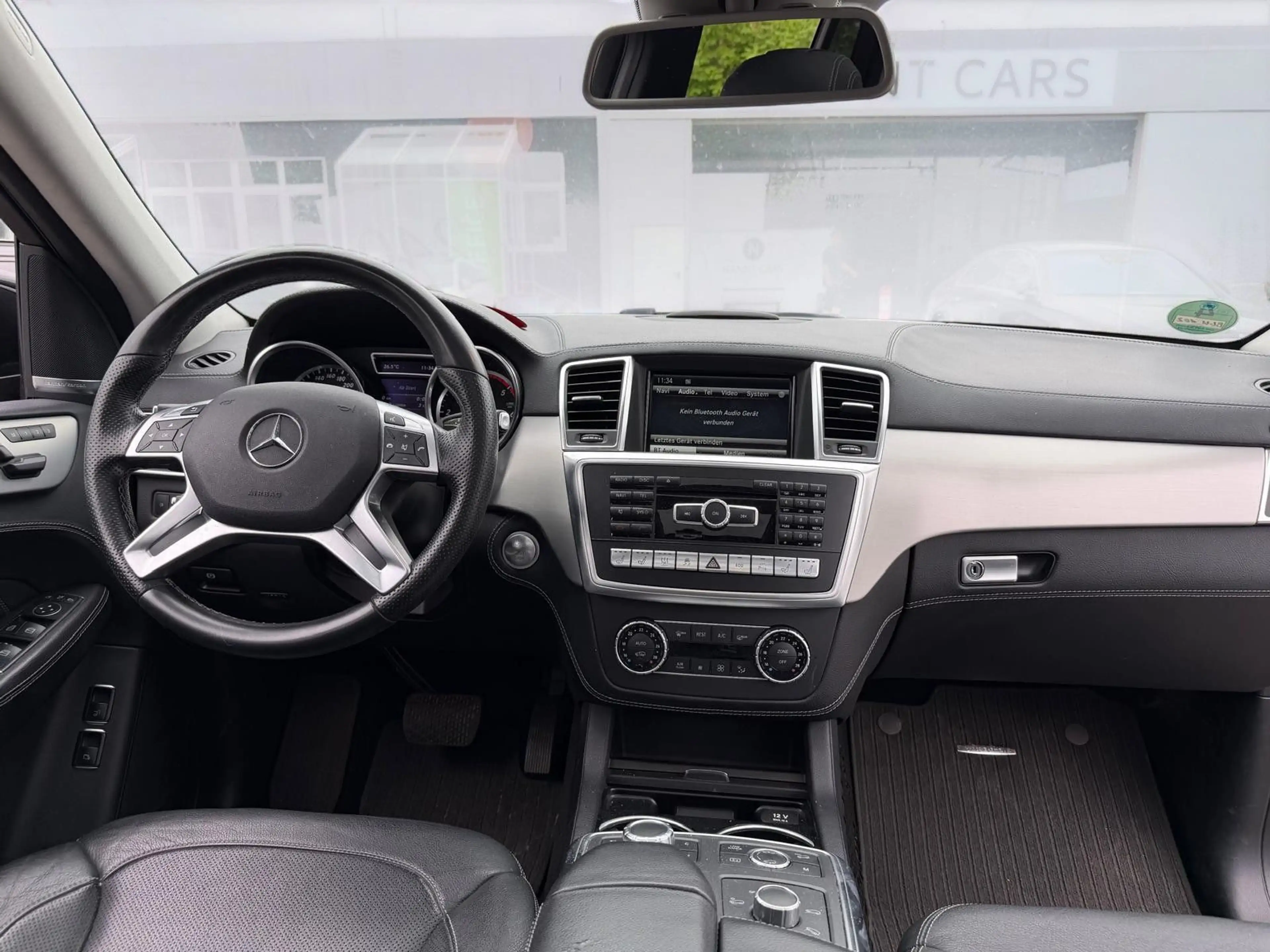 Mercedes-Benz GL 350 BT 4Matic*MAXIVOLL*2.HD*SCHECKHEFT — photo 15