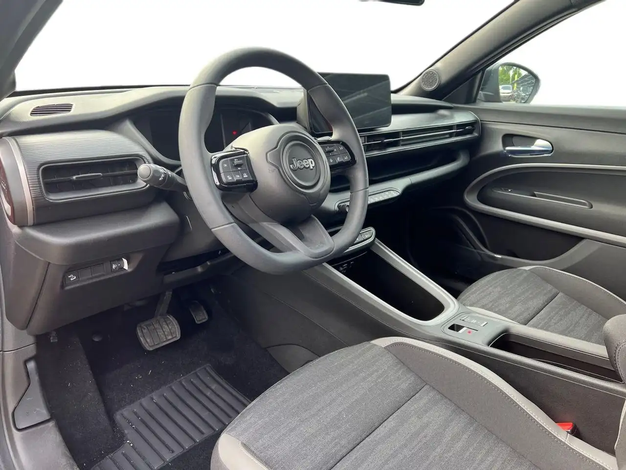Jeep Avenger 1.2 Turbo e-Hybrid MHEV Longitude, миниатюра 9