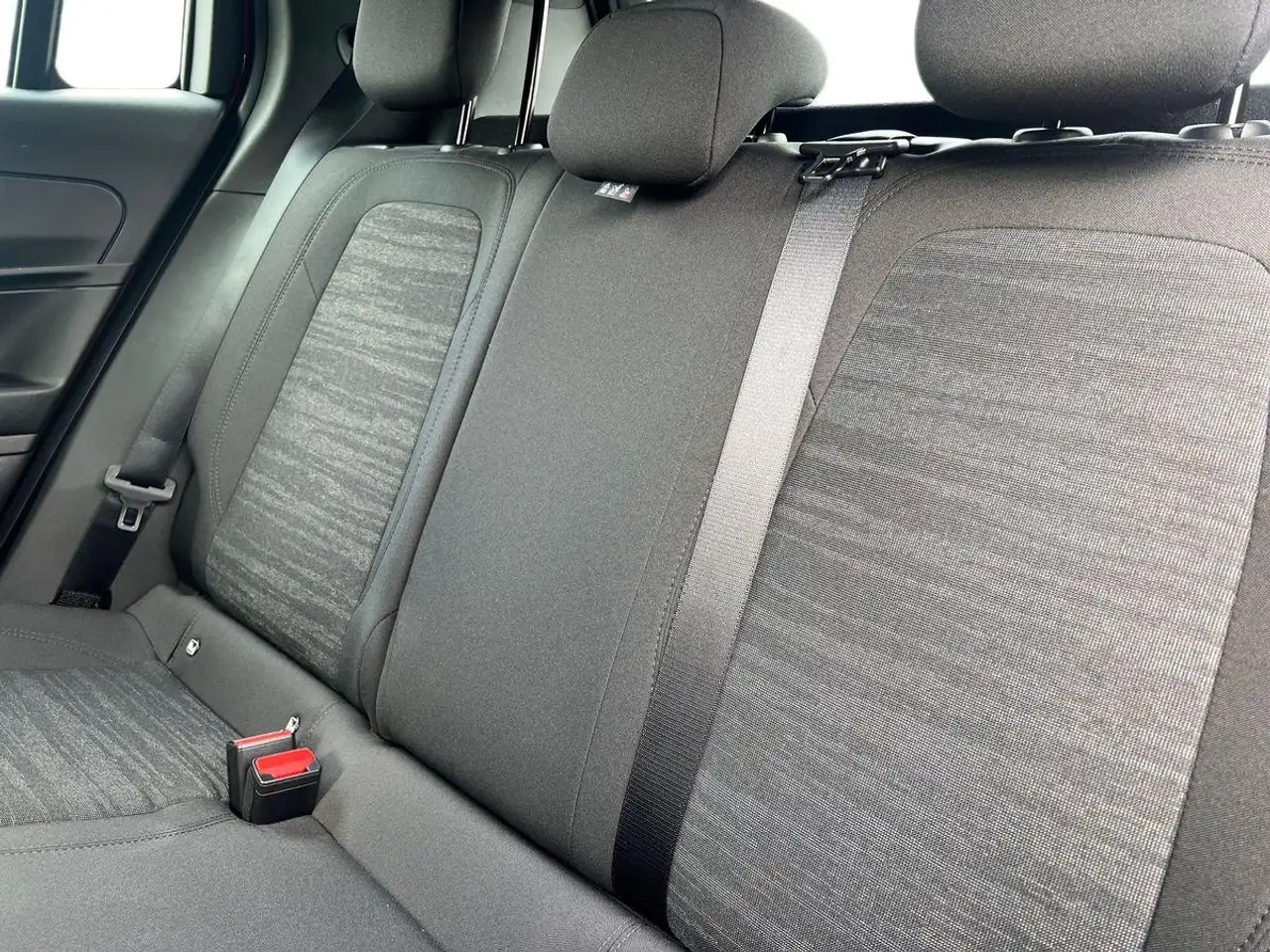 Jeep Avenger 1.2 Turbo e-Hybrid MHEV Longitude, миниатюра 14