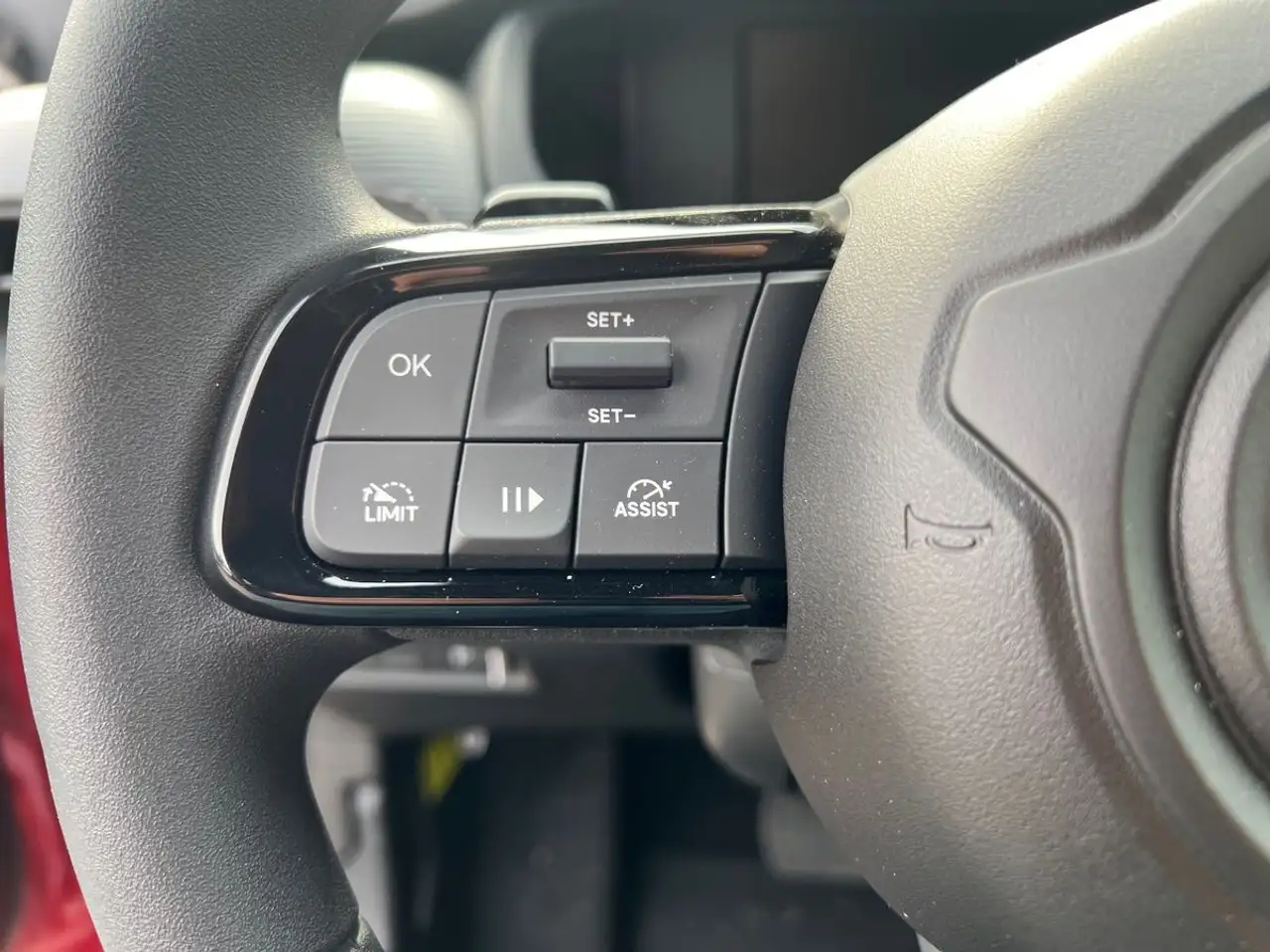 Jeep Avenger 1.2 Turbo e-Hybrid MHEV Longitude, миниатюра 21