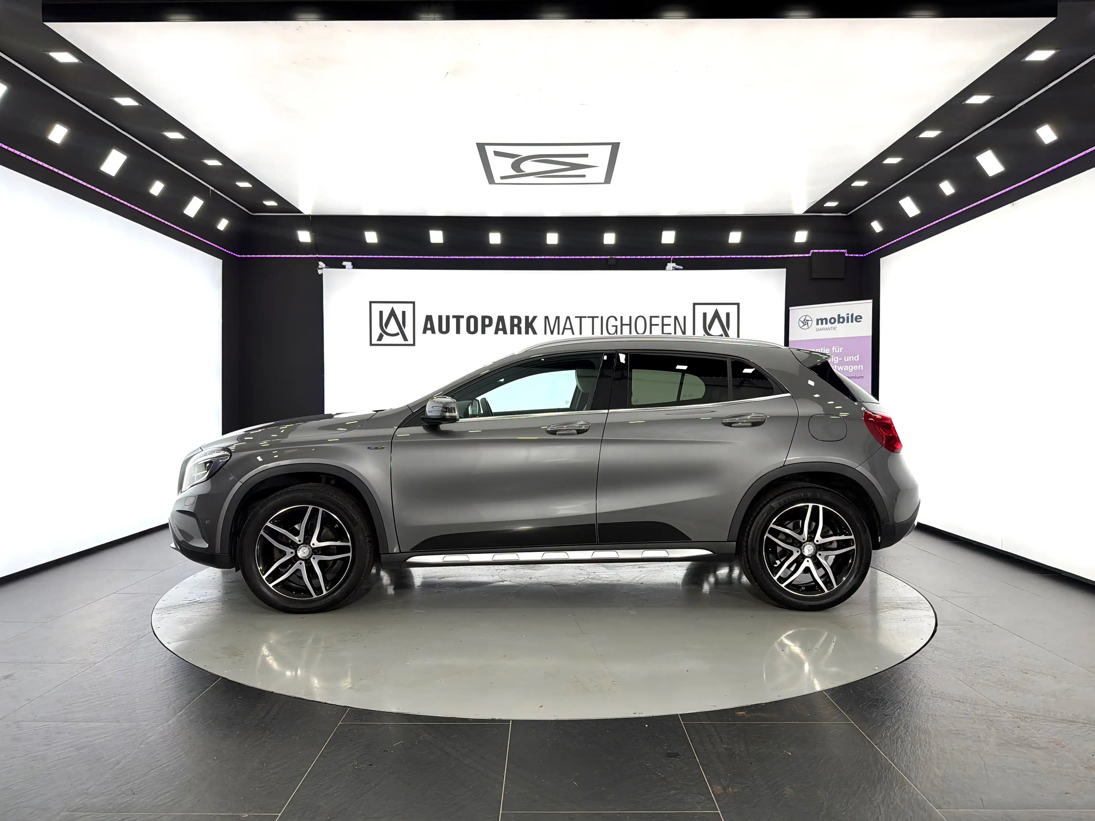 Mercedes-Benz GLA 200 d 4Matic Aut. *KAMERA*XENON*NAVI* — photo 3