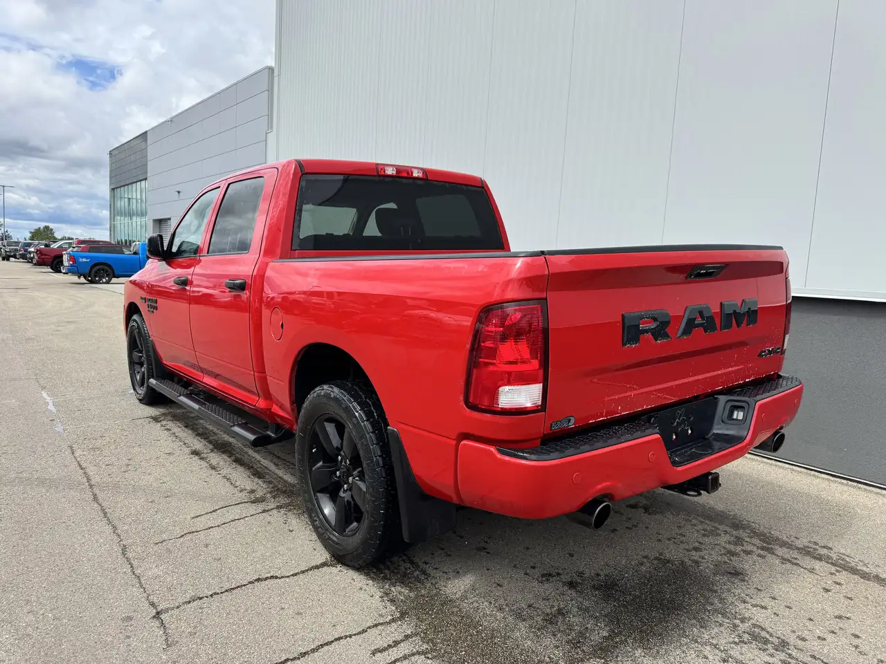 RAM 1500 снимка RAM 1500