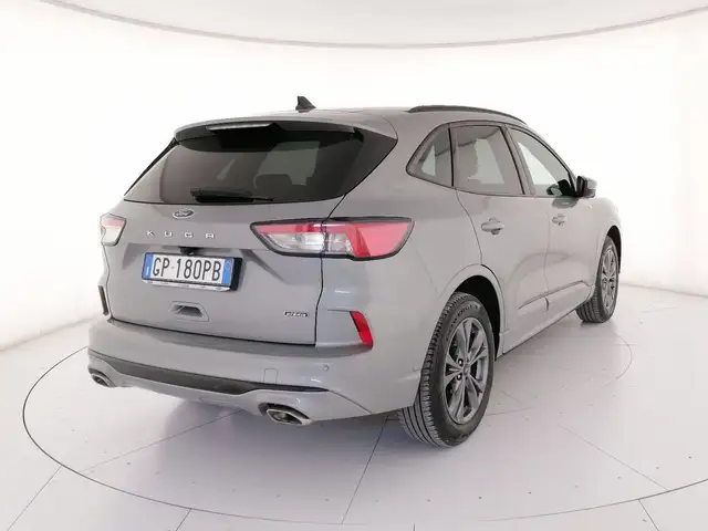 Ford Kuga view 2