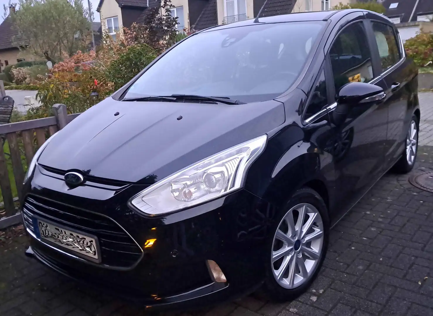 Ford B-Max B-MAX 1.0 EcoBoost Titanium Schwarz - 2