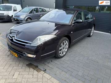 2.7 HdiF V6 Exclusive | Km teller werkt niet | Goe