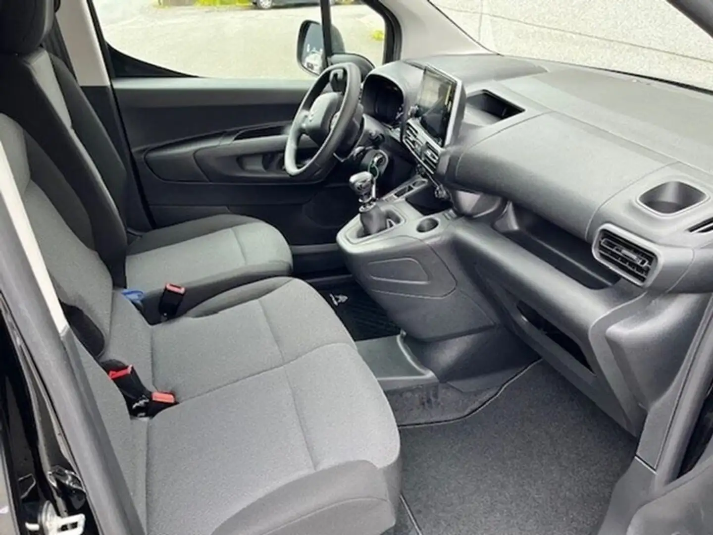 Citroen Berlingo CAR PLAY*AC*3PL*P SENS* 1.5 HDI 100 PK Zwart - 2