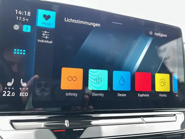 Volkswagen Id.3 view 27