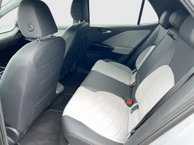 Volkswagen Id.3 view 12