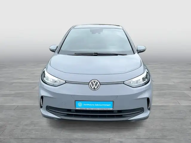 Volkswagen Id.3 view 8