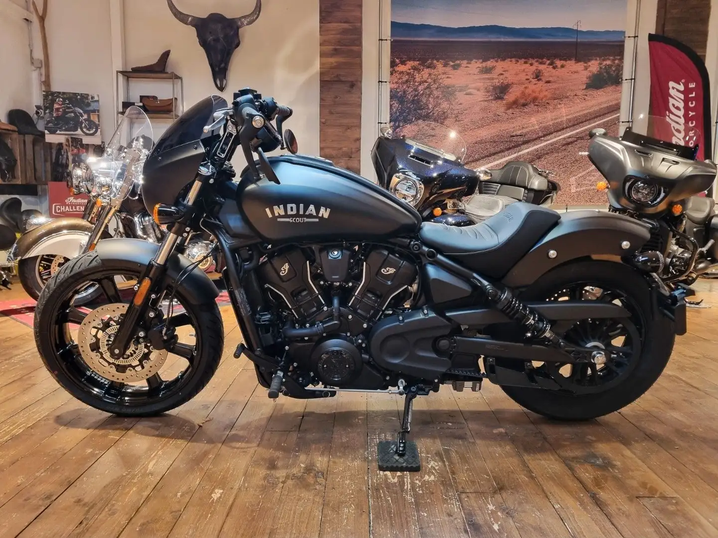 Indian Sport Scout Black Smoke 100 Jahre (1.000/2,99 %) Czarny - 1