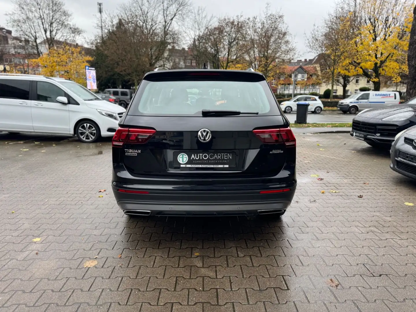 Volkswagen Tiguan Allspace VW-Tiguan*Allspace-Comfortline*7-SITZER*NAVI* Noir - 2