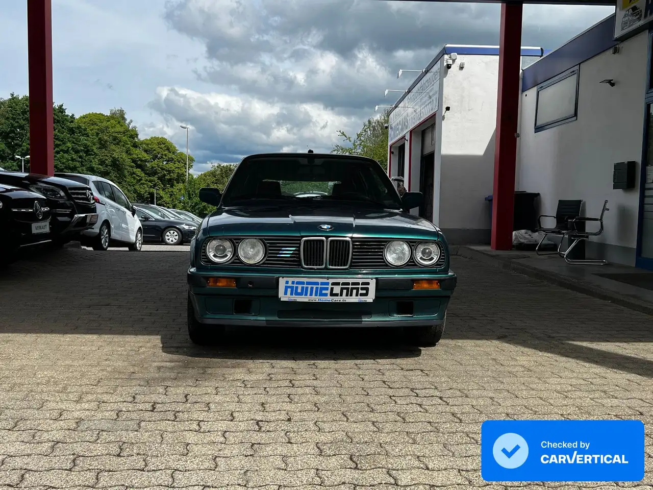 BMW 318 i Touring, foto 3