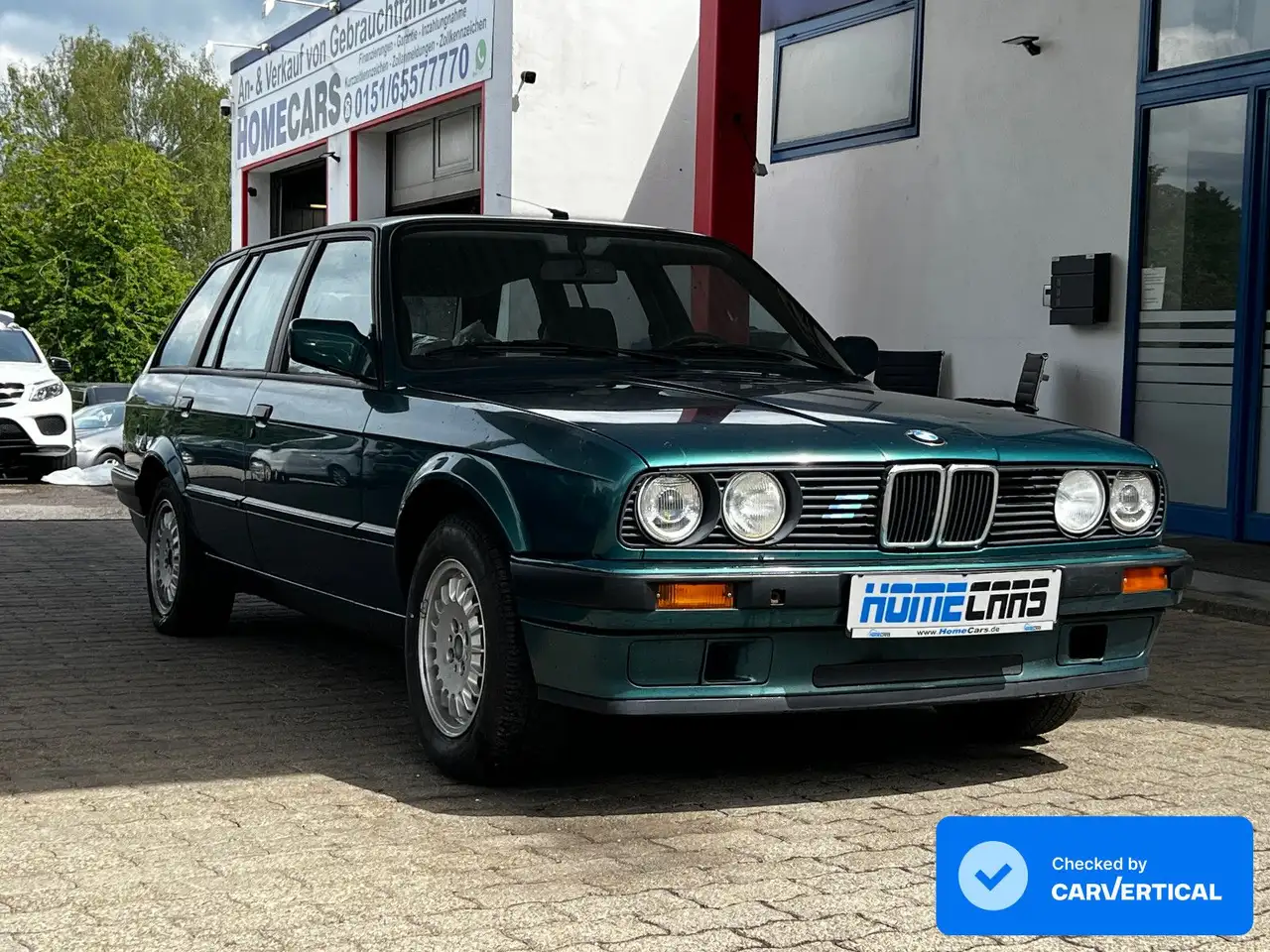 BMW 318 i Touring, foto 2