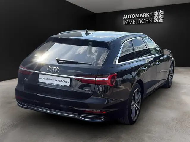 Audi A6 view 11