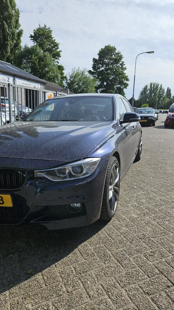 BMW 330 320i EDE Upgrade Edition Blauw - 2