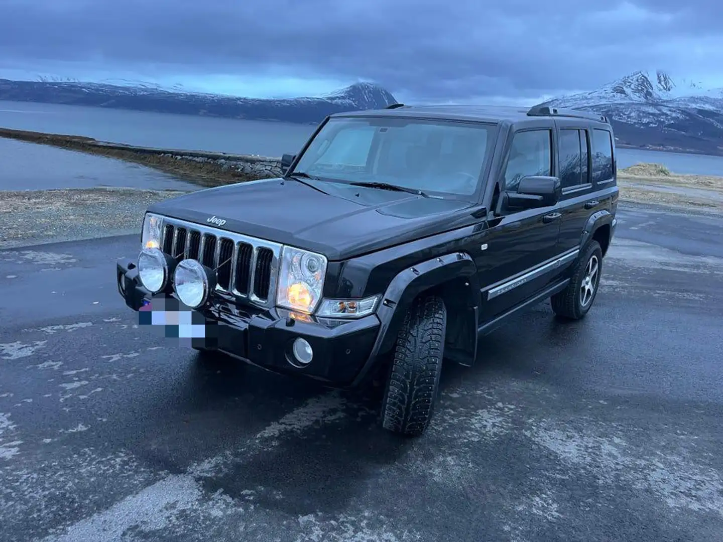 Jeep Commander Commander 3.0 Turbo V6 CRD Gant DPF Schwarz - 2