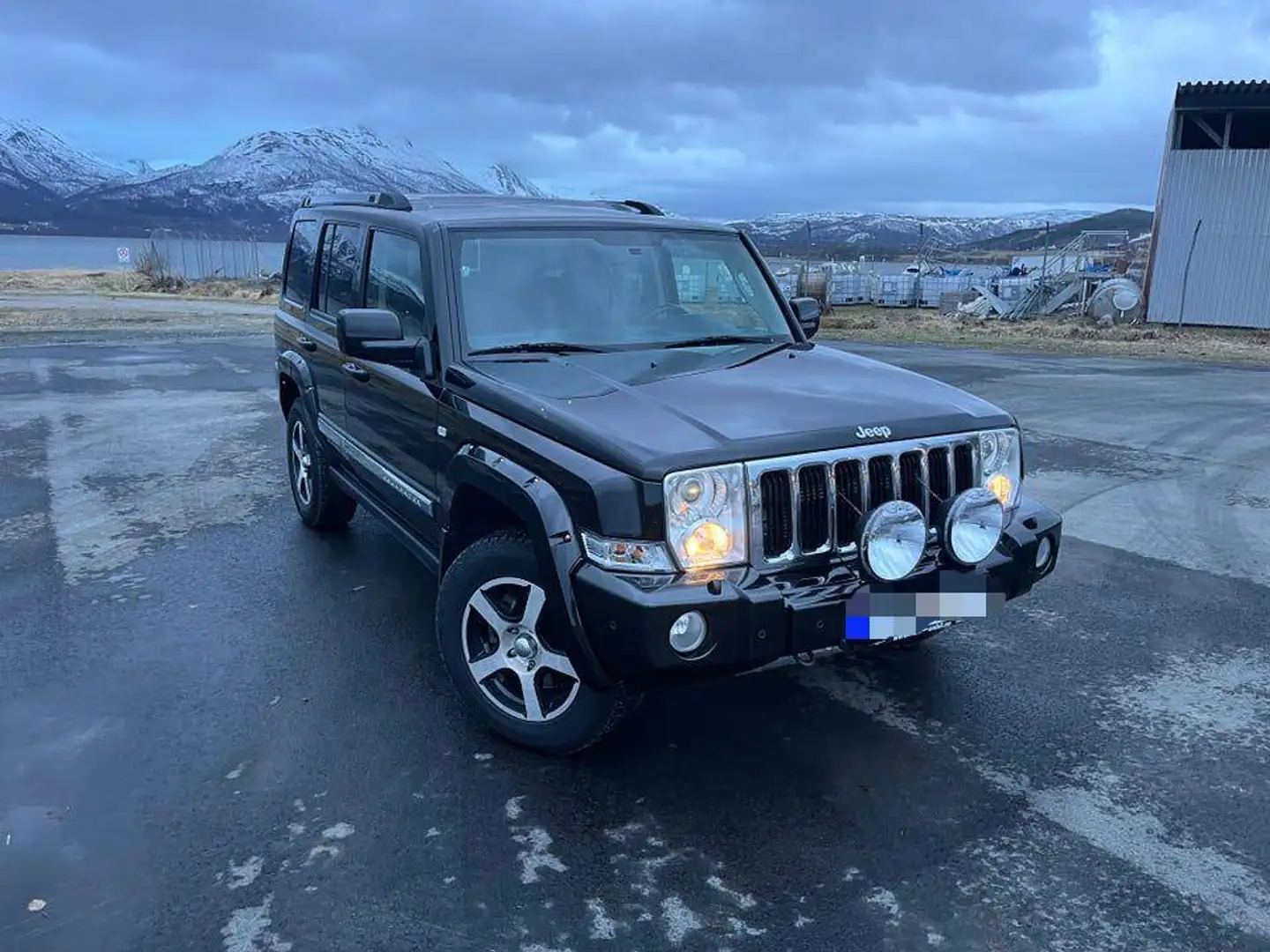 Jeep Commander Commander 3.0 Turbo V6 CRD Gant DPF Schwarz - 1
