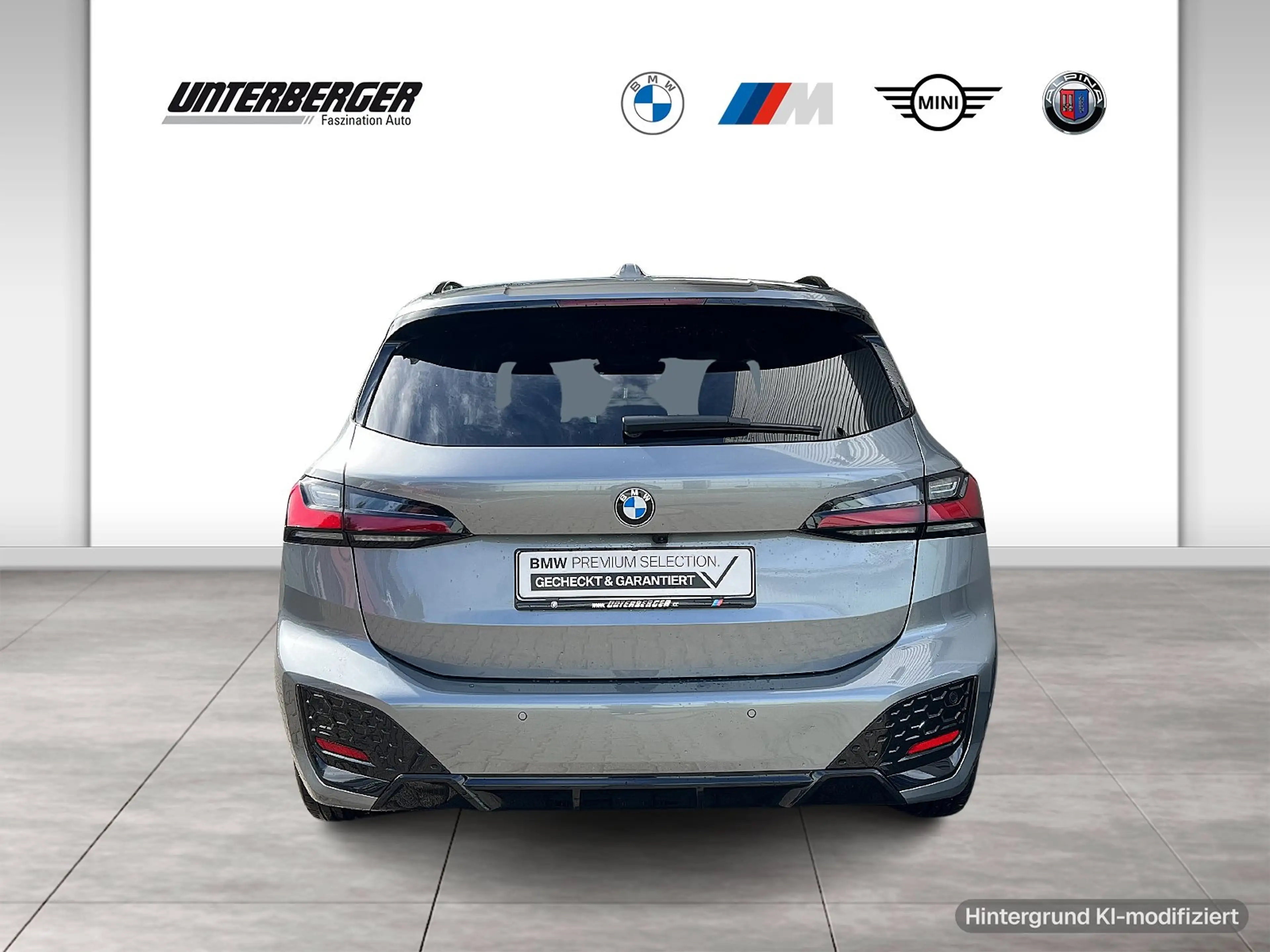 BMW 223 i Active Tourer — photo 5