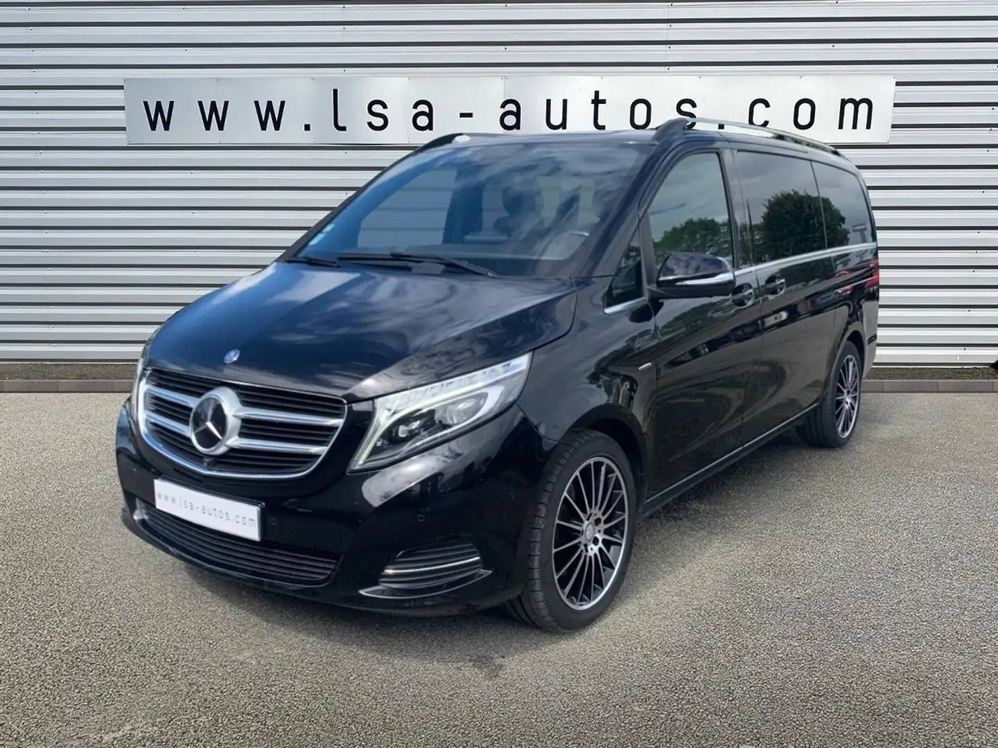 Mercedes-Benz CL Long 250D BlueEfficiency 7G-Tronic Fascination Black - 1