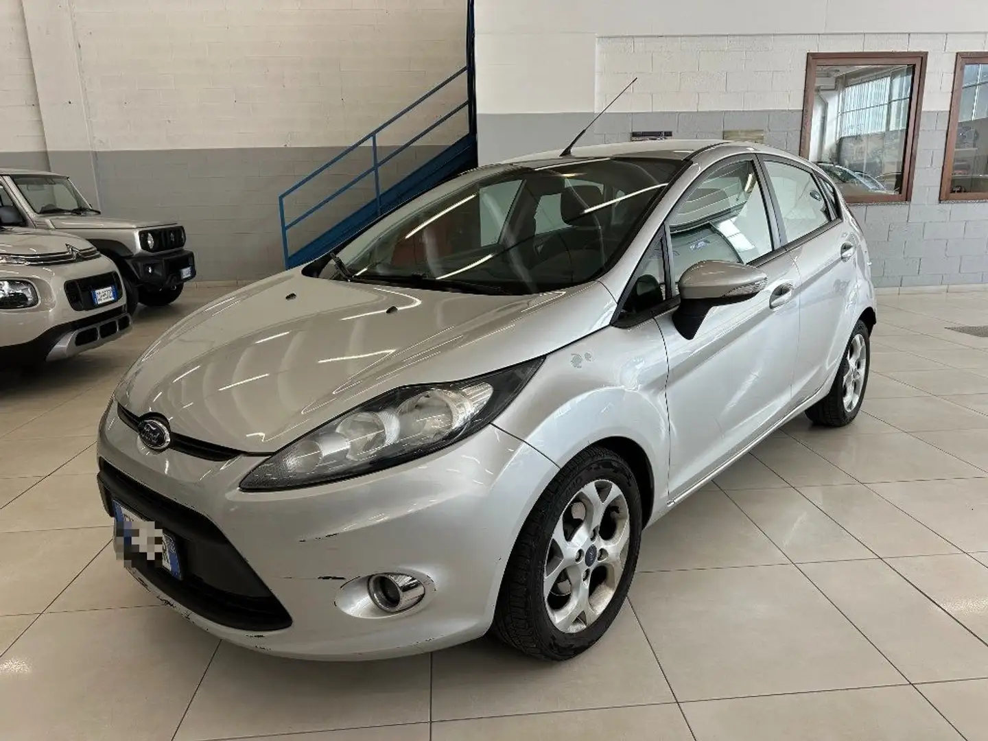 Ford Fiesta Ikon 1.4 16V 96CV 5p.Business Argento - 1