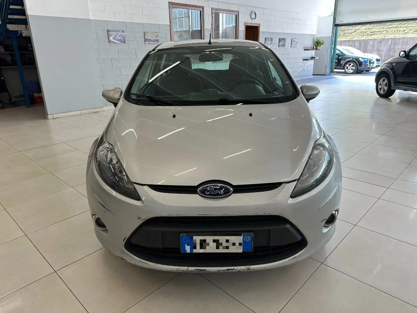 Ford Fiesta Ikon 1.4 16V 96CV 5p.Business Argento - 2