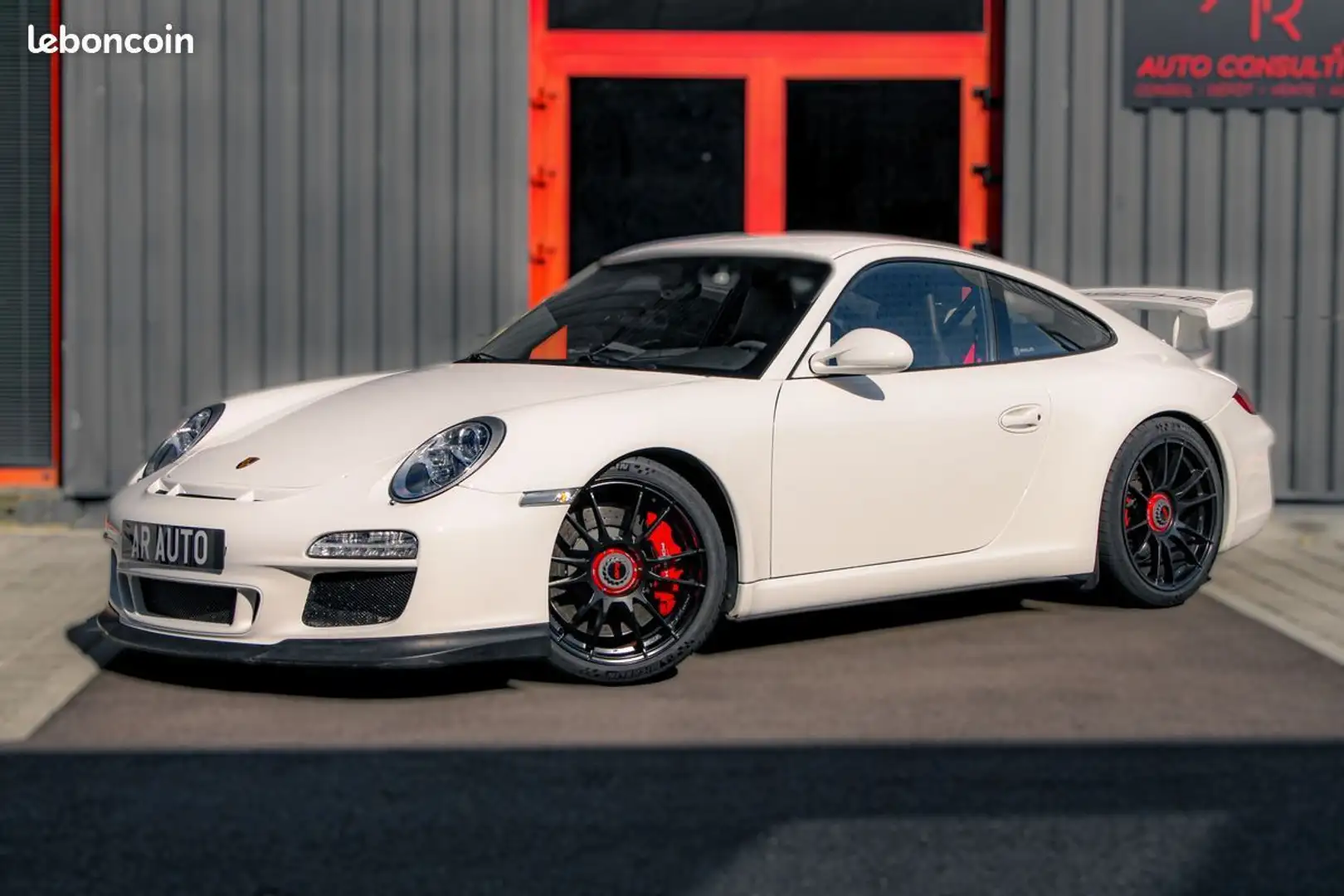 Porsche 997 (997.2) GT3 3.8 435Ch Jantes OZ Arceau Sièges baquets carbone Harnais PPF Bloc avant Blanc - 2
