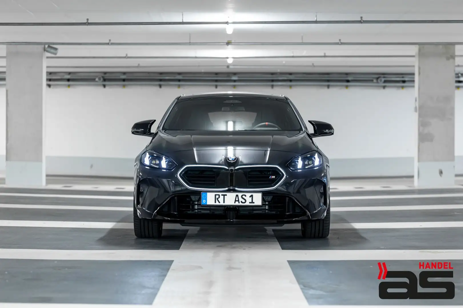 BMW 135 MPro|Innov|DrivingAsProf|Pano|Memory|360|19 Schwarz - 2