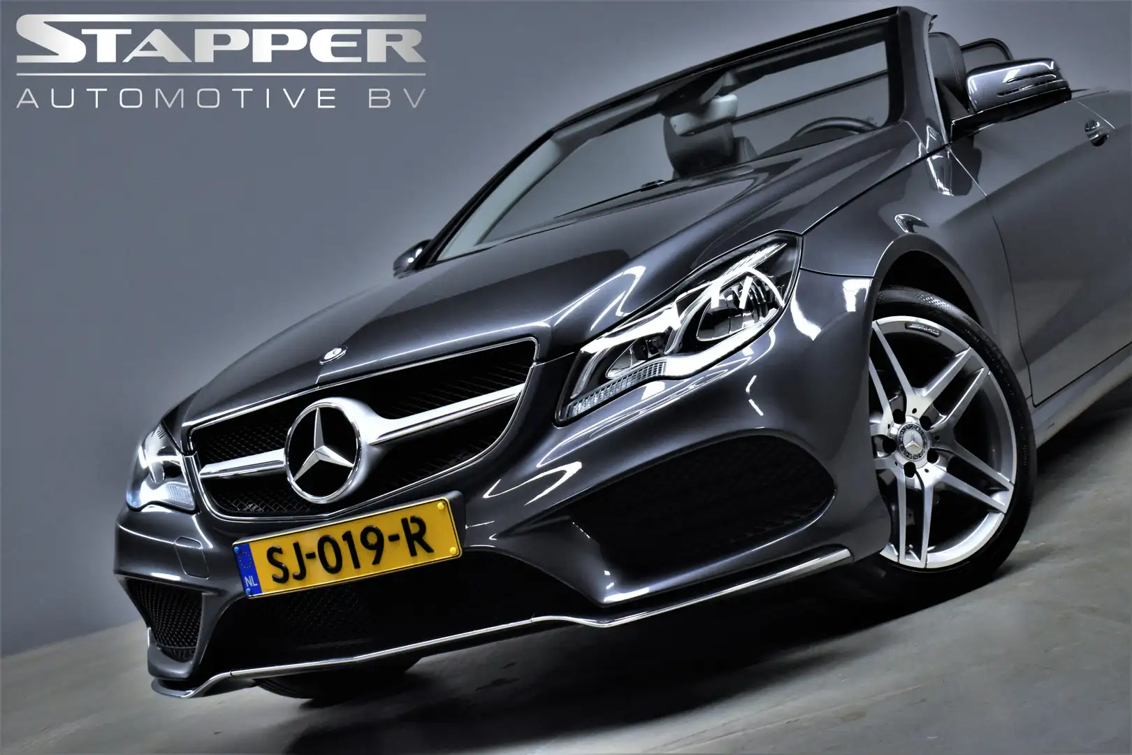 Mercedes-Benz E 250 Cabrio 211pk AMG-Line Dealer OH H.Kardon/Airscarf/ Grijs - 2