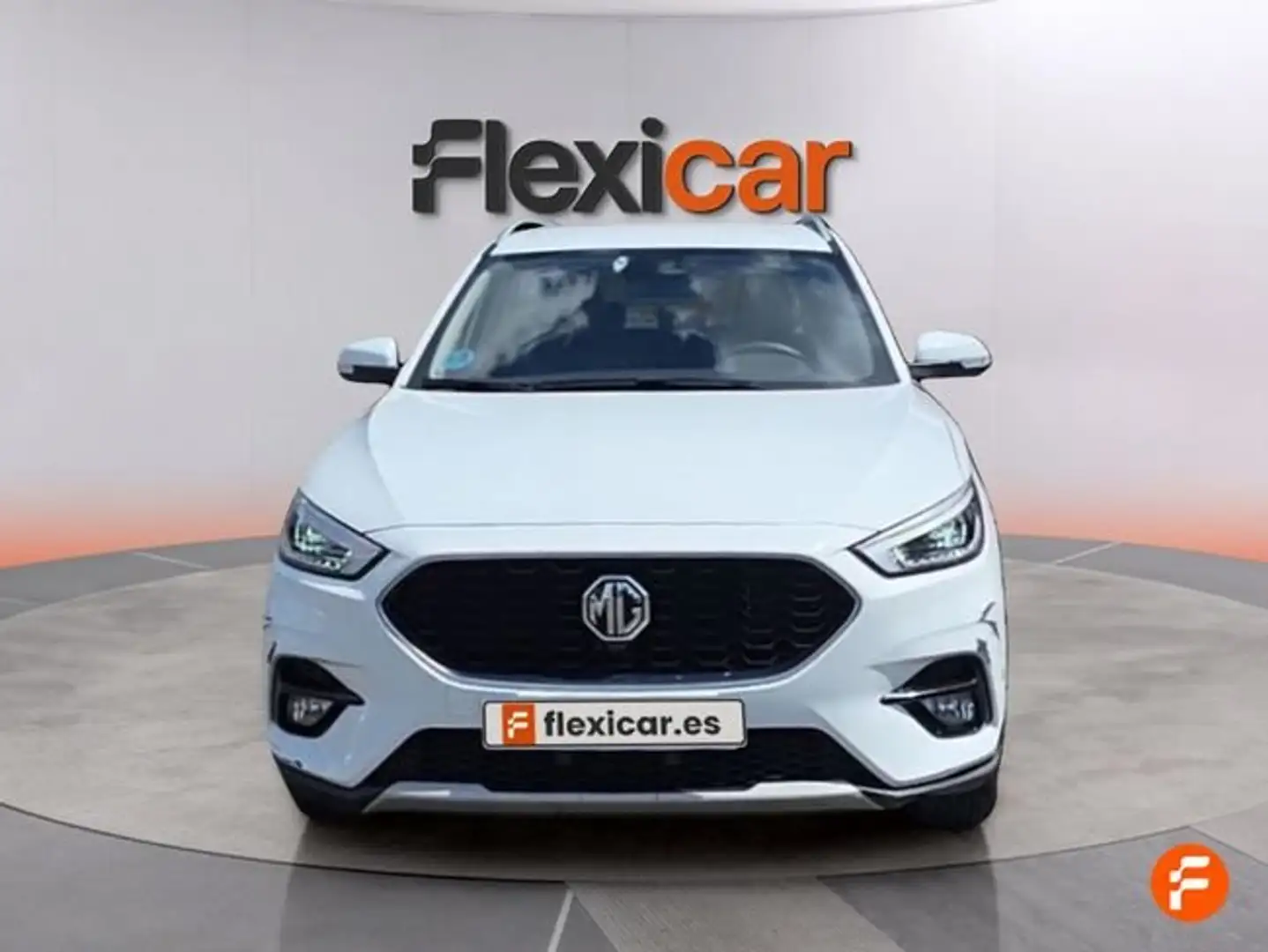 MG ZS 1.5 Luxury Blanco - 2