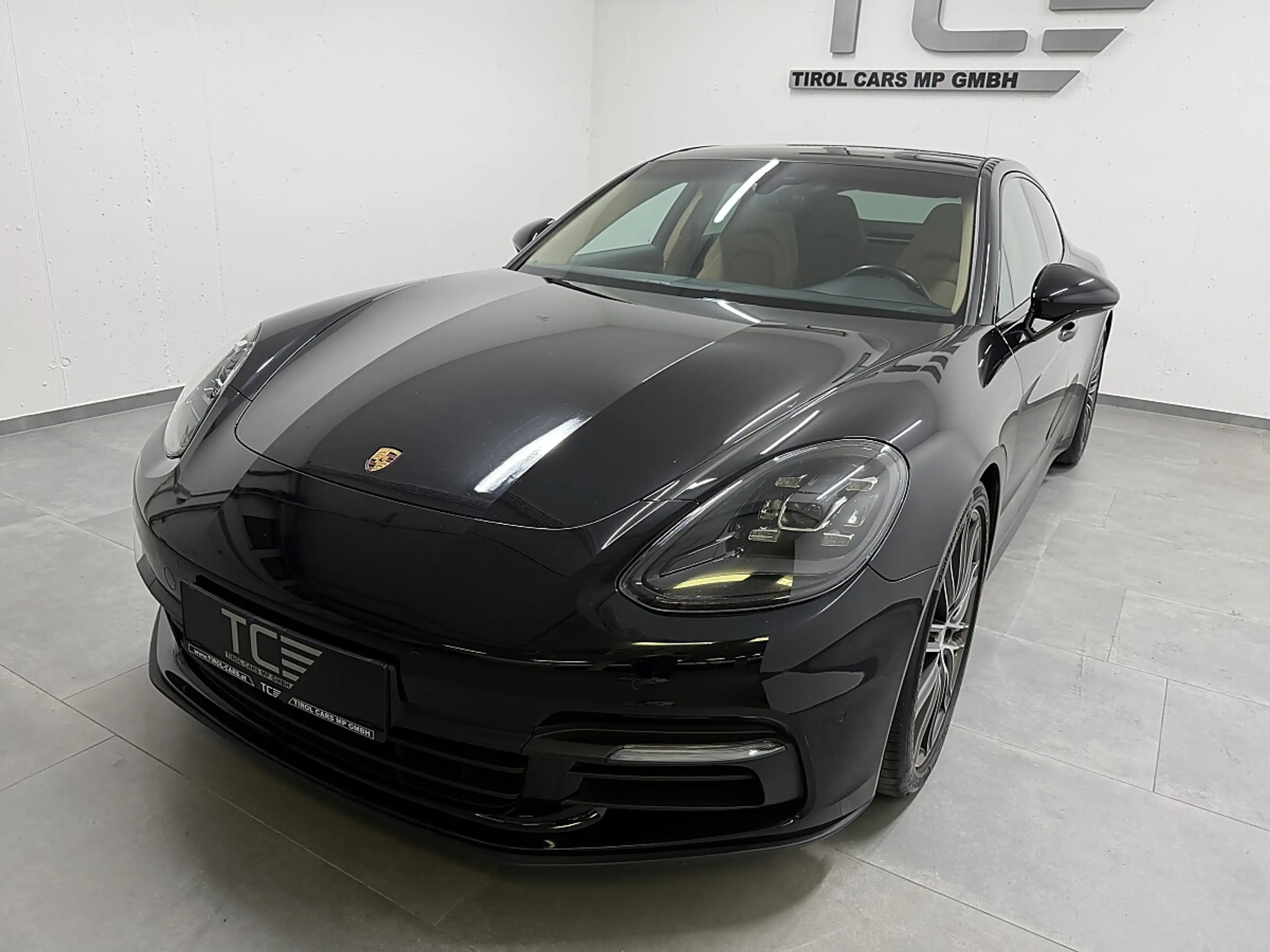 Porsche Panamera 4 Aut.Pano,21"Turborad,Bose,.. — photo 8