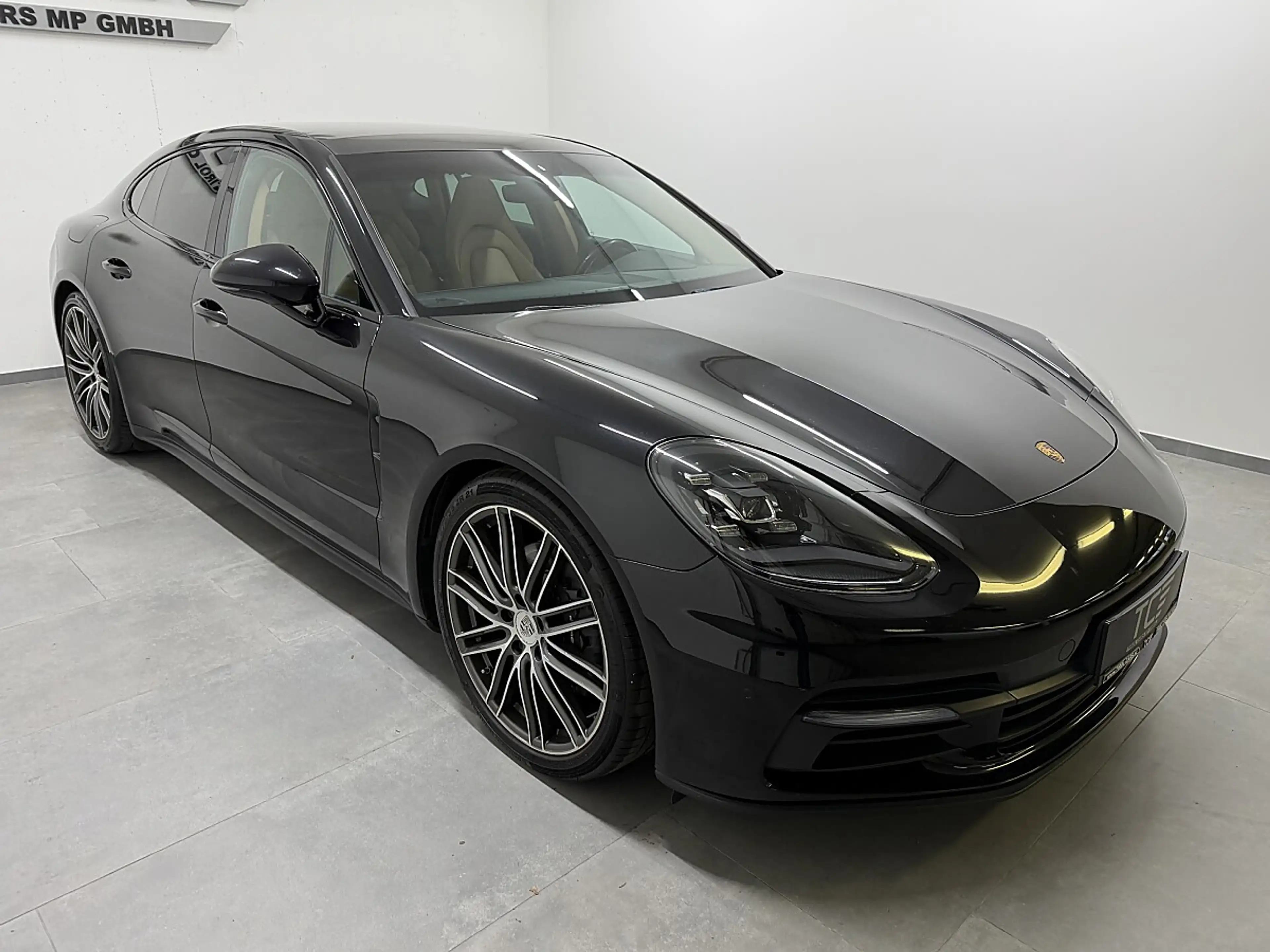 Porsche Panamera 4 Aut.Pano,21"Turborad,Bose,.. — photo 2
