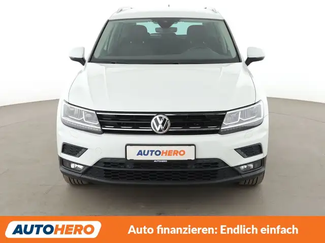 Volkswagen Tiguan view 9