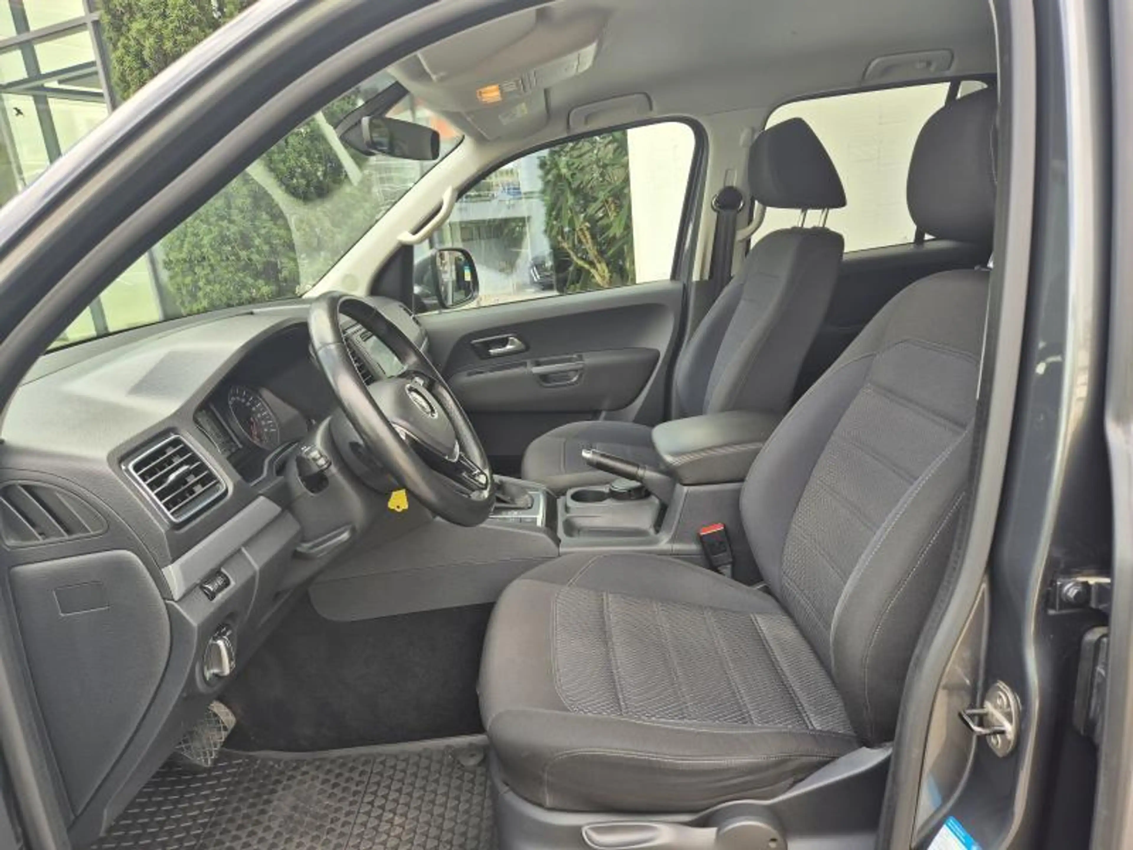 Volkswagen Amarok DoubleCab Highline — photo 11