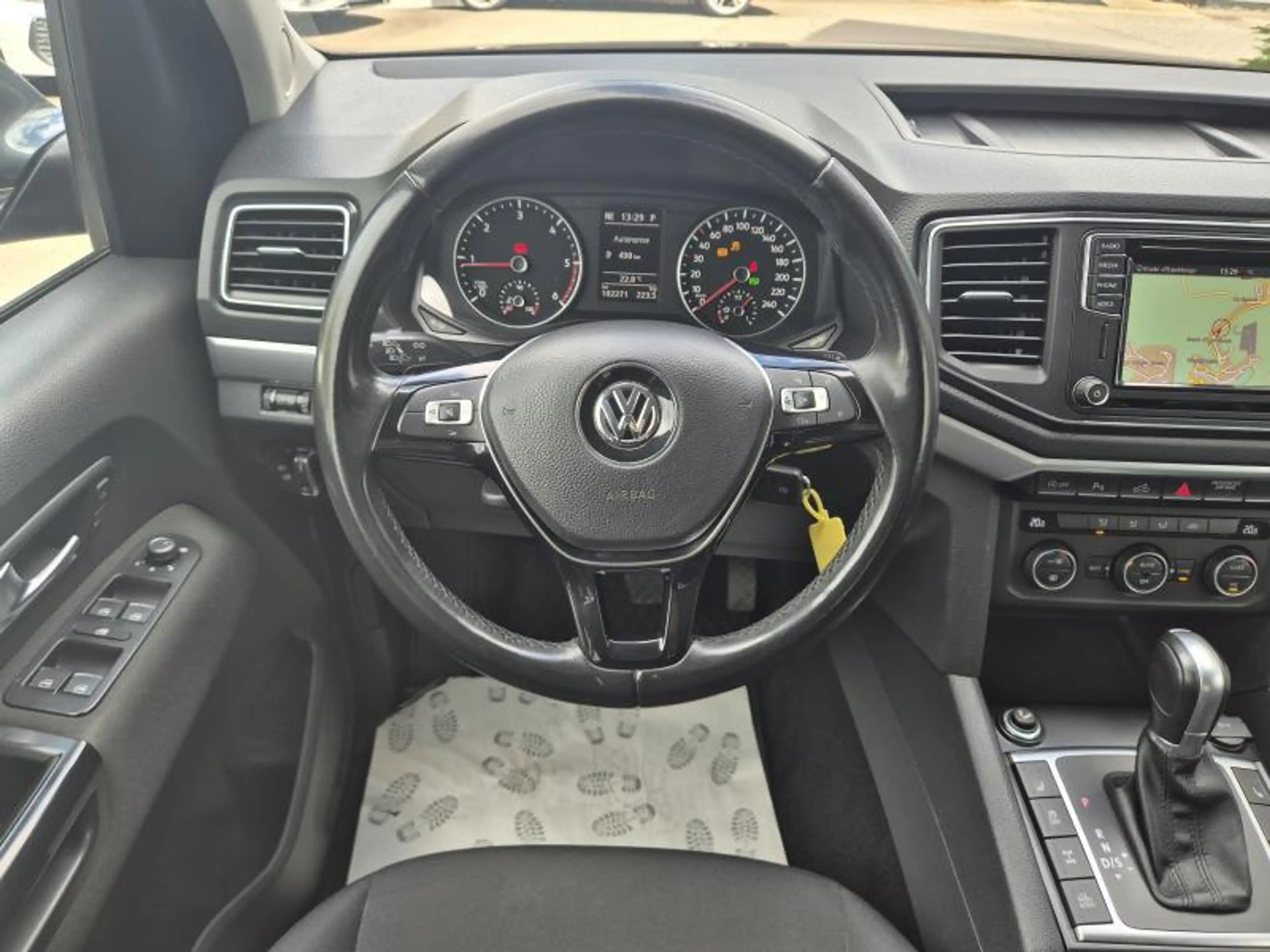 Volkswagen Amarok DoubleCab Highline — photo 8
