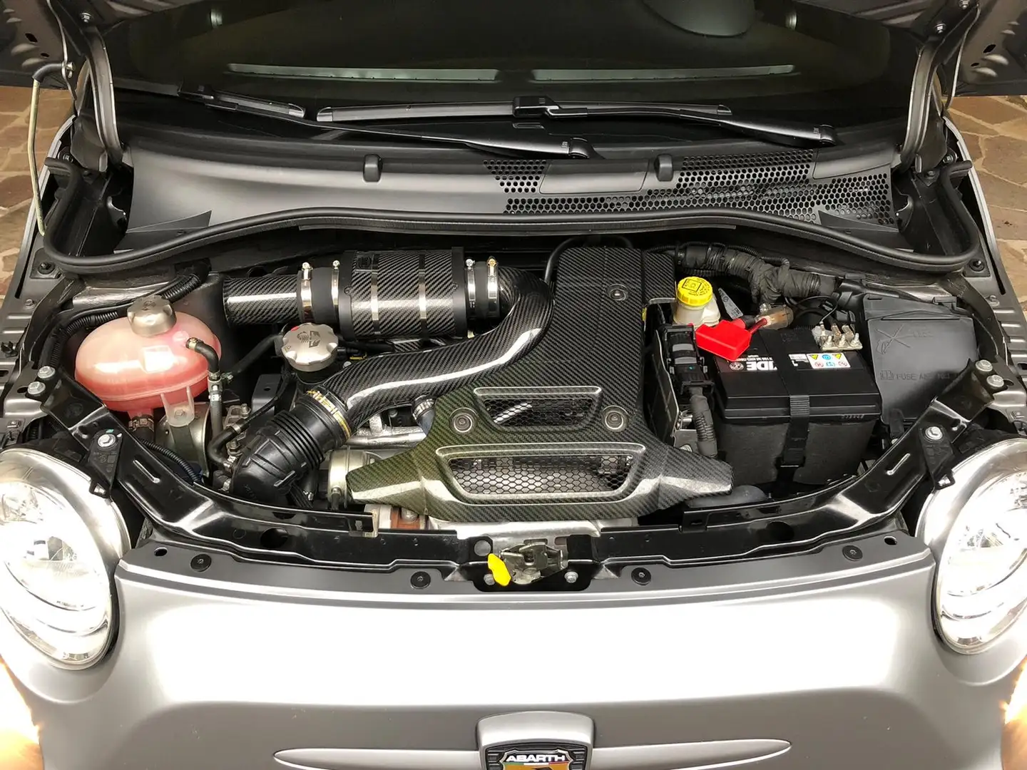 Abarth 695 1.4 16v t. t-jet biposto 190cv - 2