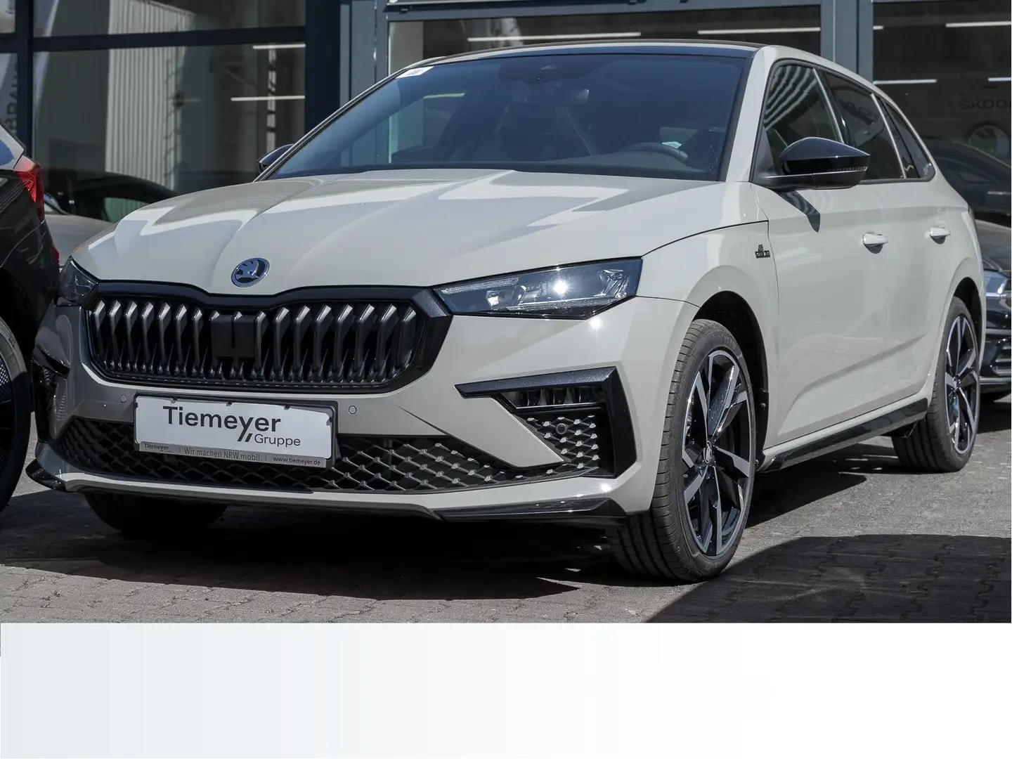 Skoda Scala 1.0 TSI DSG MONTE CARLO LM18 PANO MATRIX V Grijs - 2