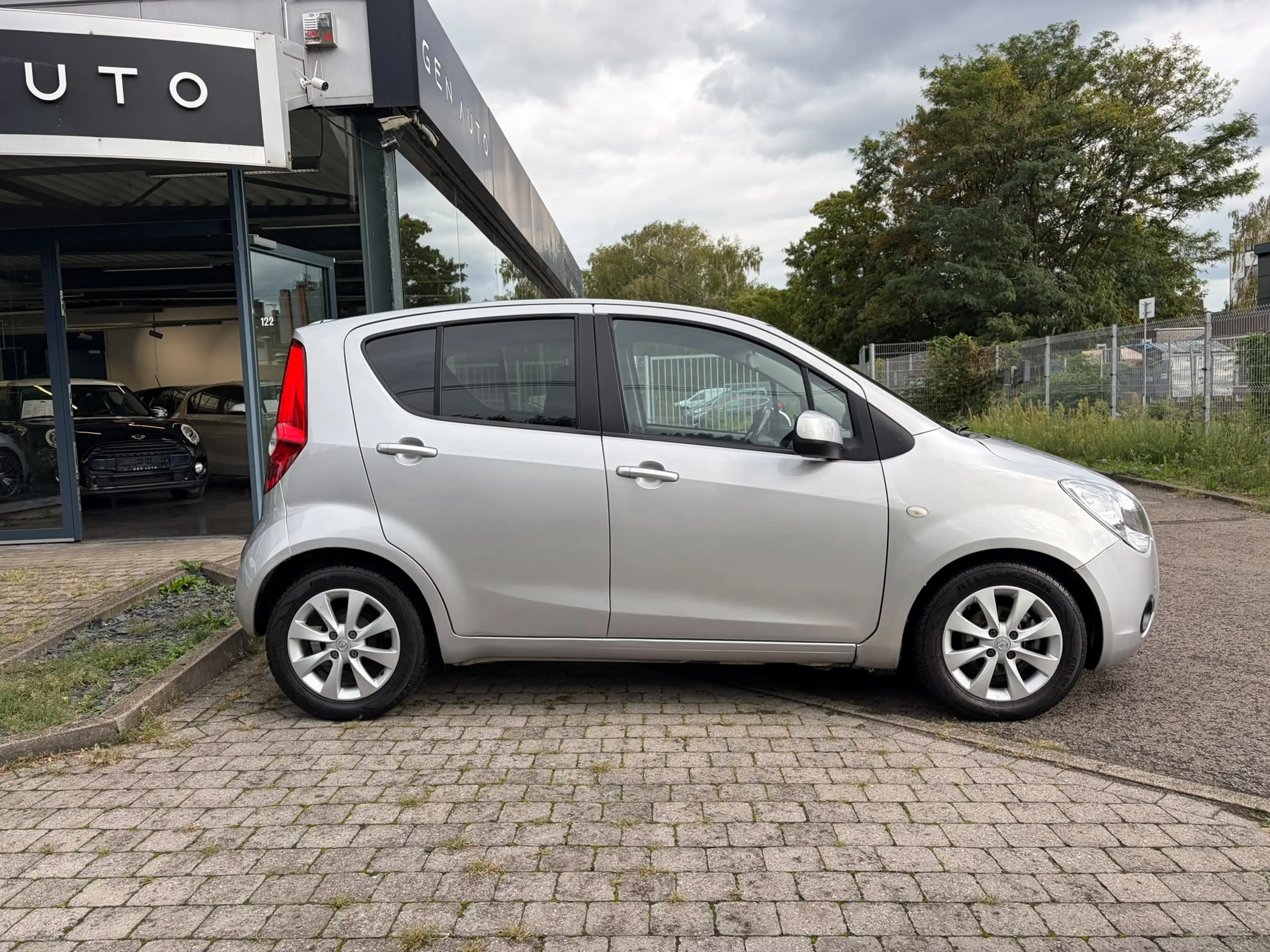 Opel Agila 1.2i Enjoy Automatique Airco * 12 MOIS GARANTIE * — photo 4