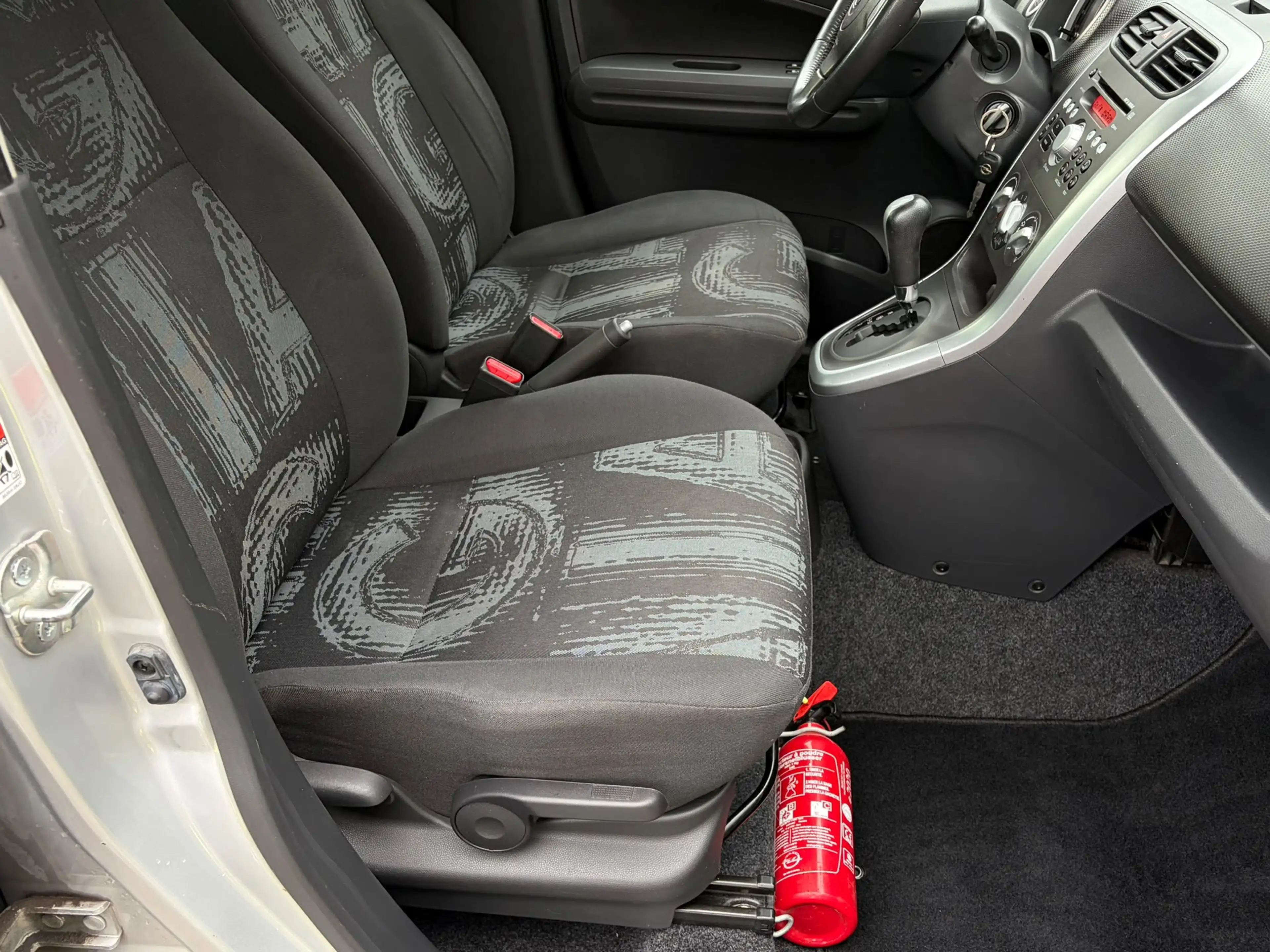 Opel Agila 1.2i Enjoy Automatique Airco * 12 MOIS GARANTIE * — photo 15