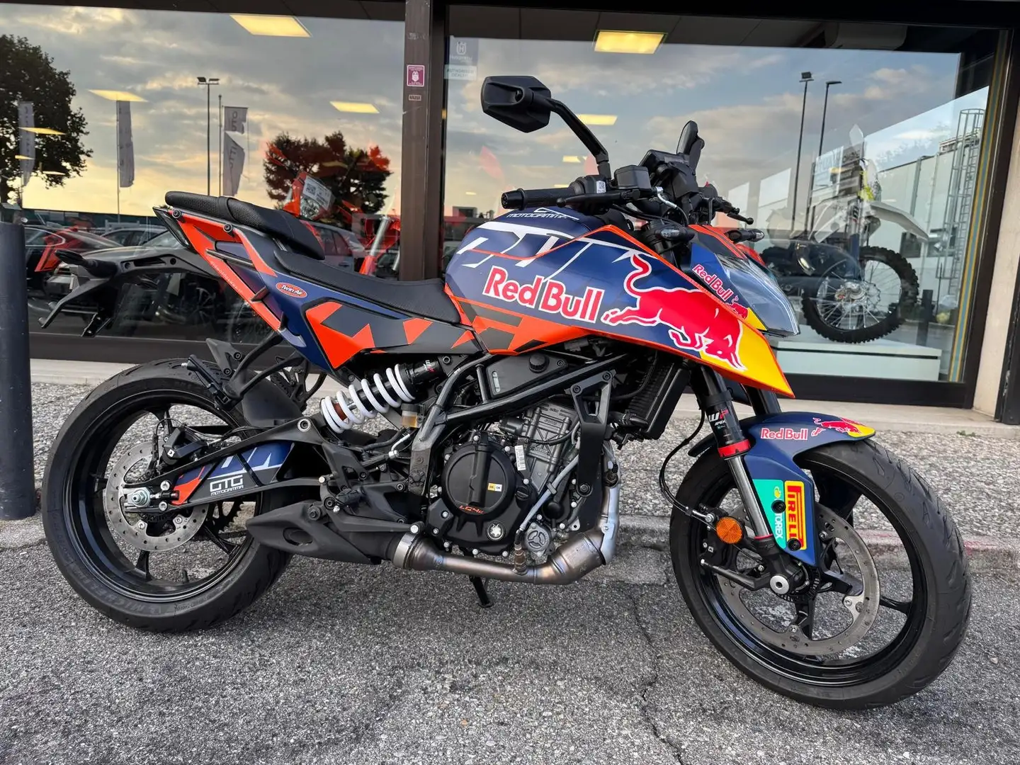 KTM 125 Duke 2024 Blu/Azzurro - 1