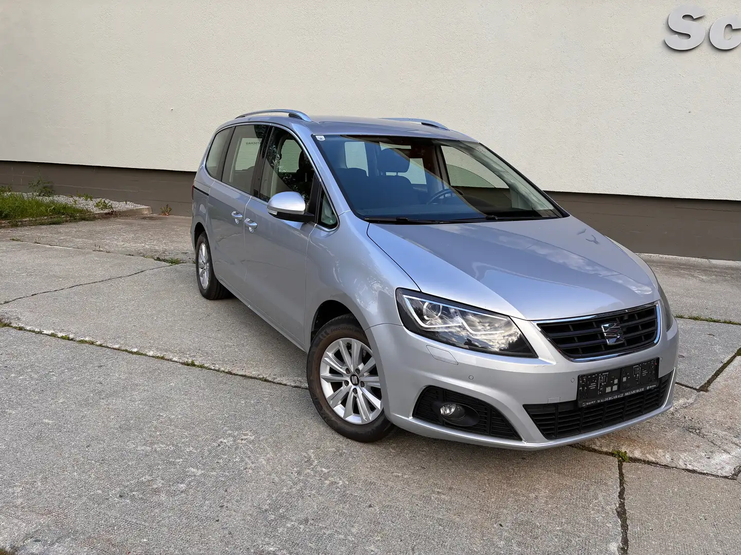 SEAT Alhambra Alhambra Executive 2,0 TDI CR 4WD Executive Grau - 1