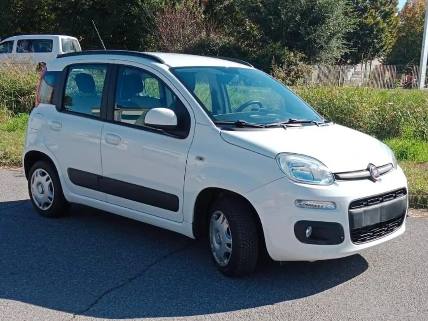 Fiat Panda Panda 1.2 Lounge 69cv Weiß - 1