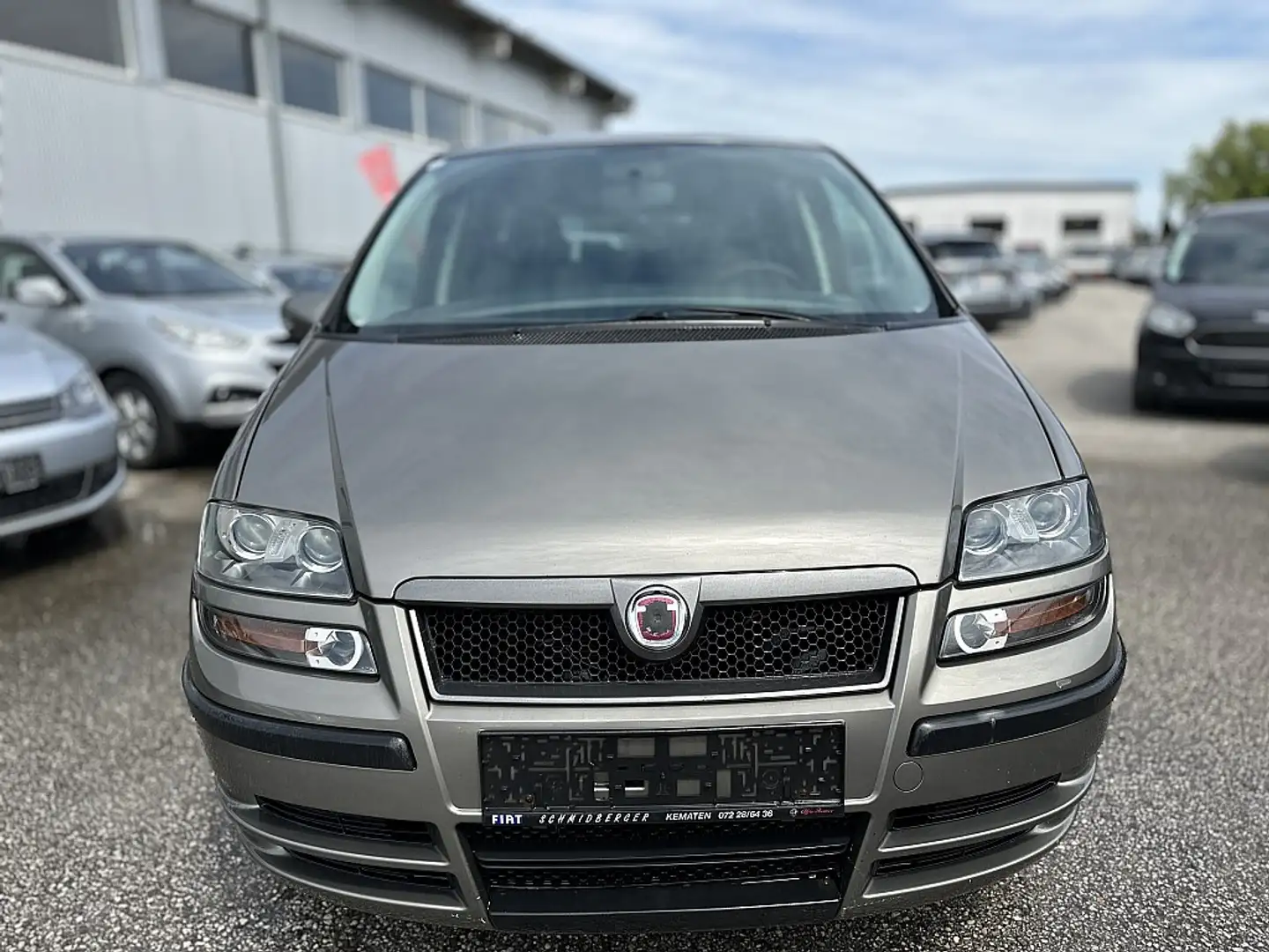 Fiat Ulysse 2,0 16V JTD 120 Dynamic Grigio - 2