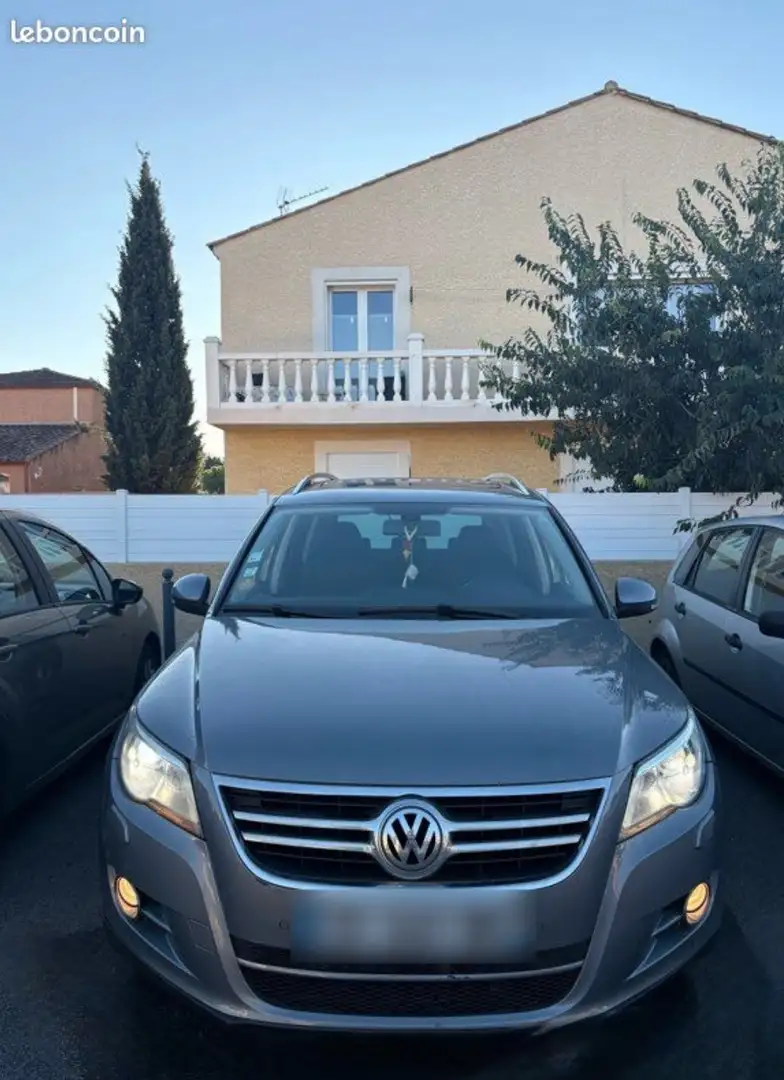 Volkswagen Tiguan 2.0 TDI 140 FAP Carat Tiptronic A - 2