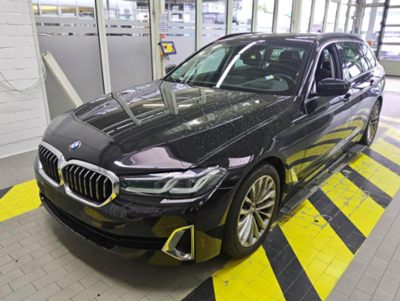 BMW 530 d Touring Aut. Luxury Line AHK/CAM/ACC/HUD
